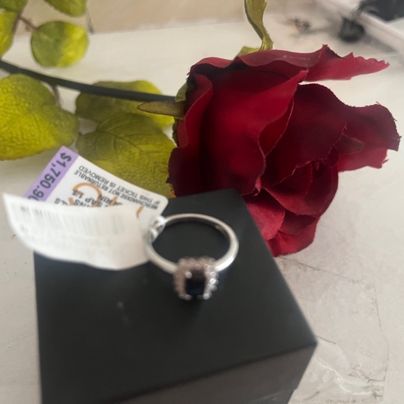 Diamond ring - Picture 7 of 9